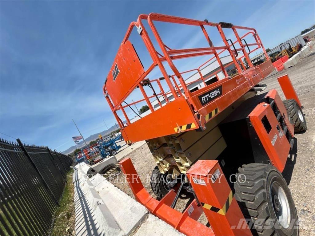 JLG RT4394 Škaraste platforme