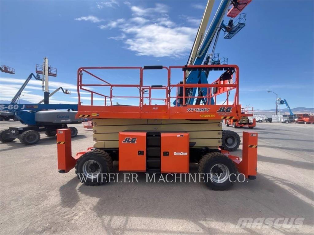 JLG RT4394 Škaraste platforme