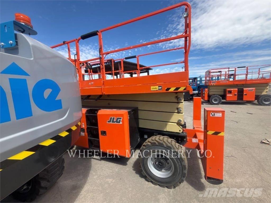 JLG RT4394 Škaraste platforme