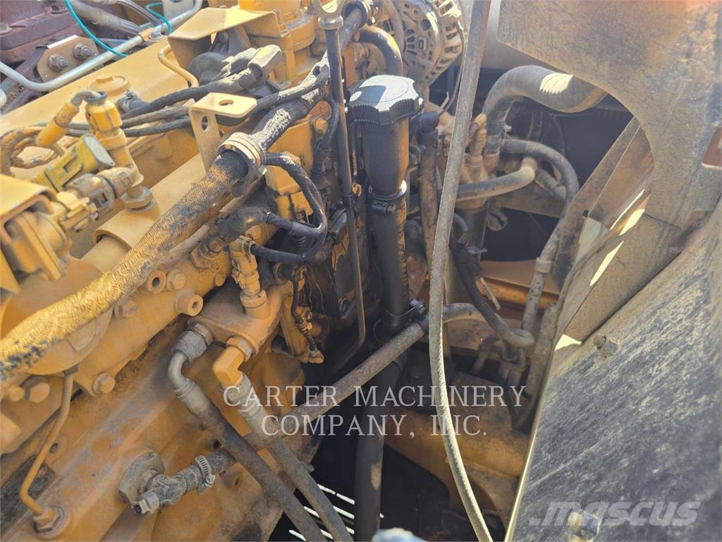 John Deere 210G Bageri gusjeničari