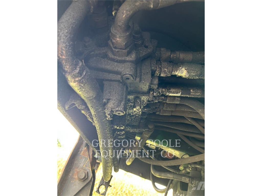 John Deere 437D Utovarivači stabala