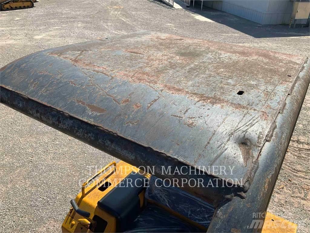 John Deere 450CC Buldožeri gusjeničari