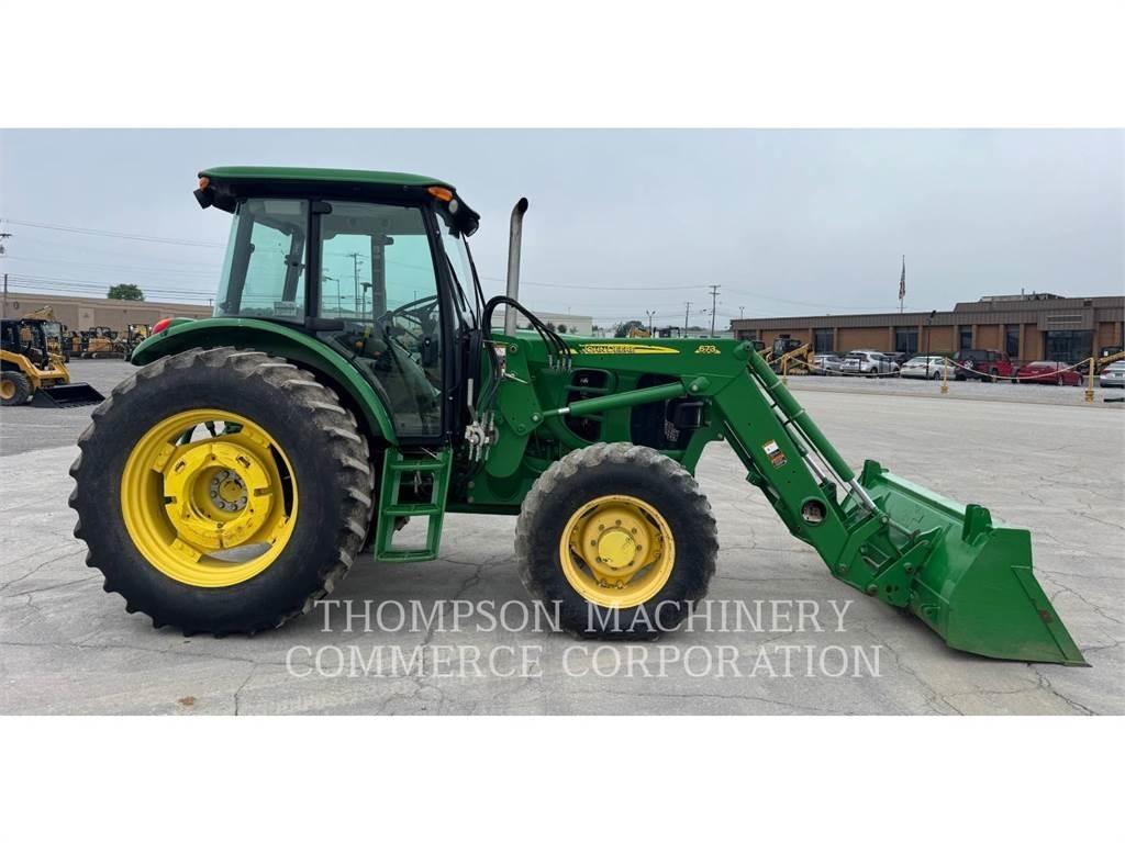 John Deere 6115D Traktori