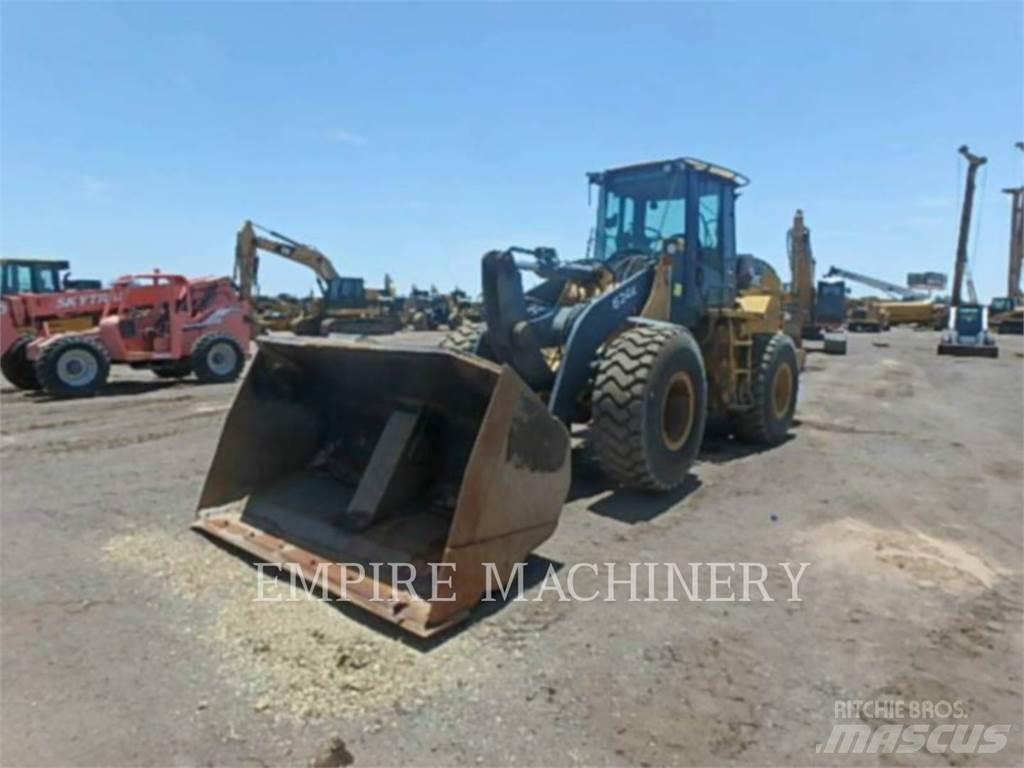 John Deere 624K Utovarivači na kotačima