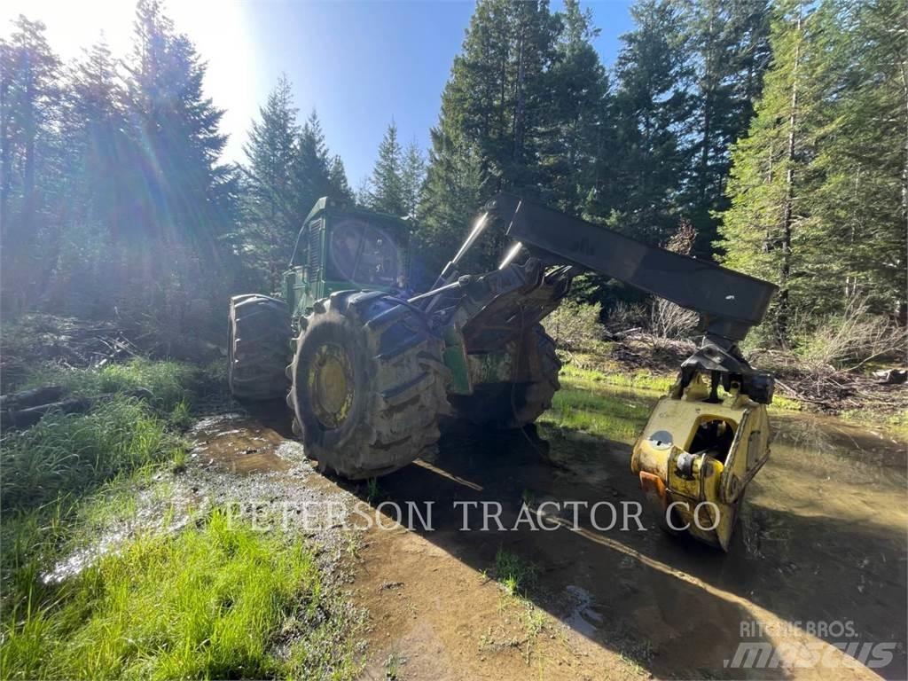 John Deere 648L Skideri