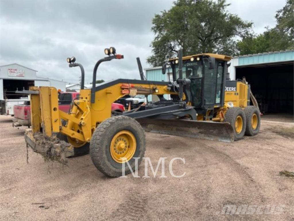 John Deere 770G Grejderi