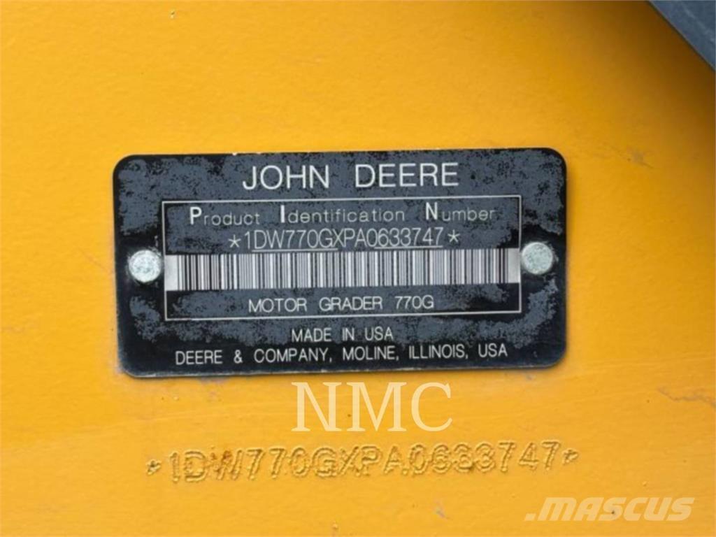 John Deere 770G Grejderi
