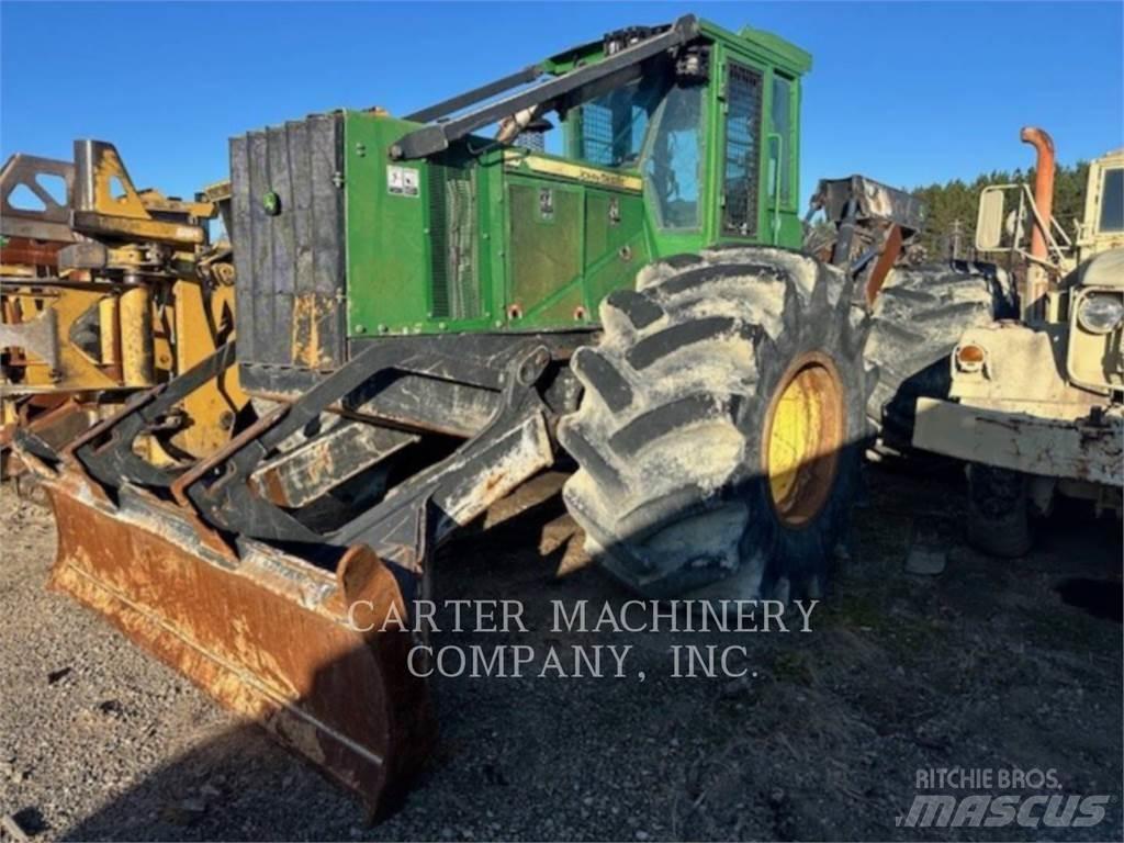 John Deere 848H Skideri