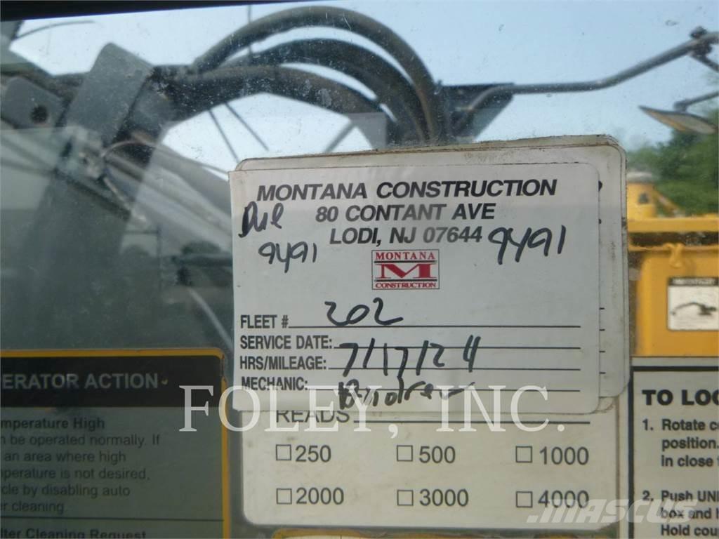 John Deere & CO. 245G Bageri gusjeničari