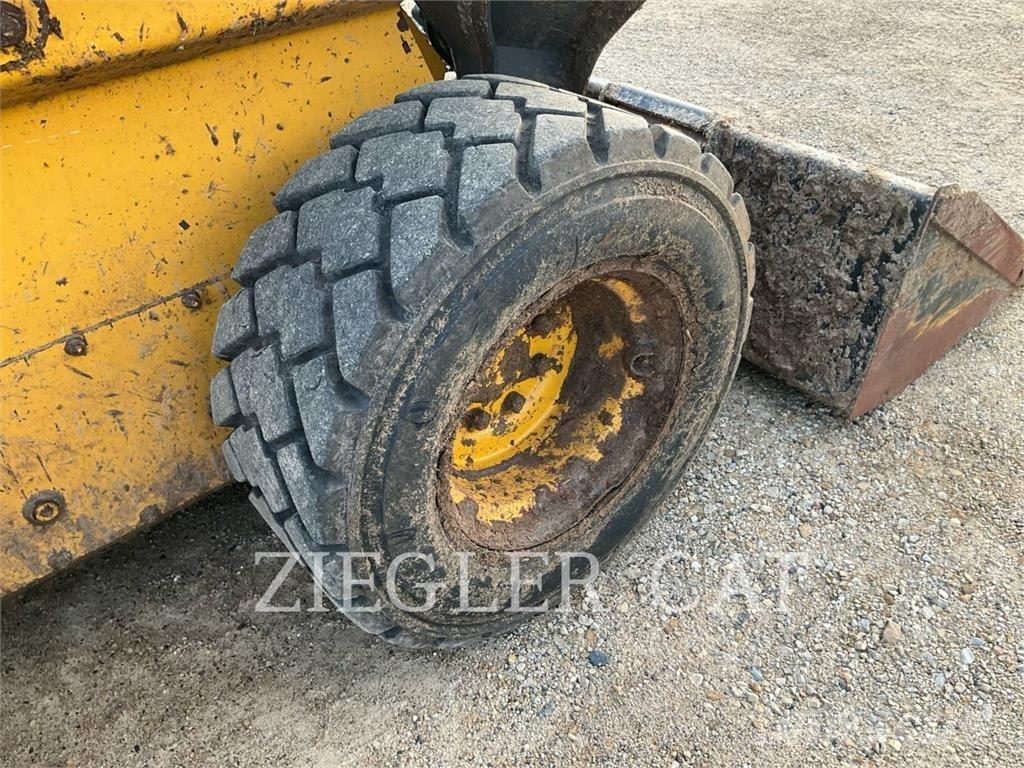 John Deere & CO. 330G Utovarivači gusjeničari