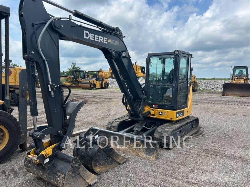 John Deere & CO. 60G Bageri gusjeničari
