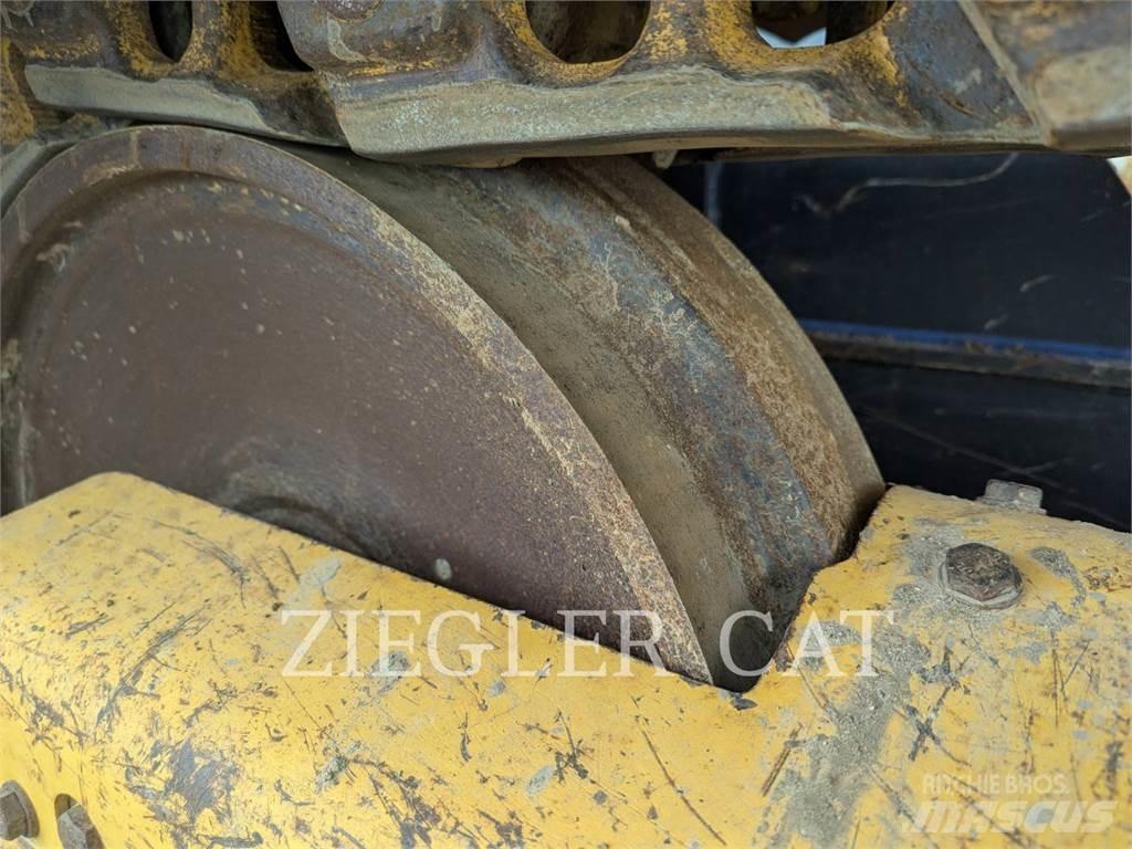 John Deere & CO. 700K Buldožeri gusjeničari