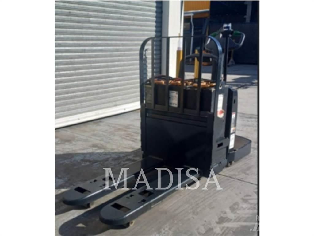 Jungheinrich ECR327 Golf vozila