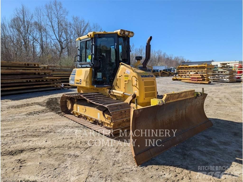 Komatsu D39PX-24 Buldožeri gusjeničari
