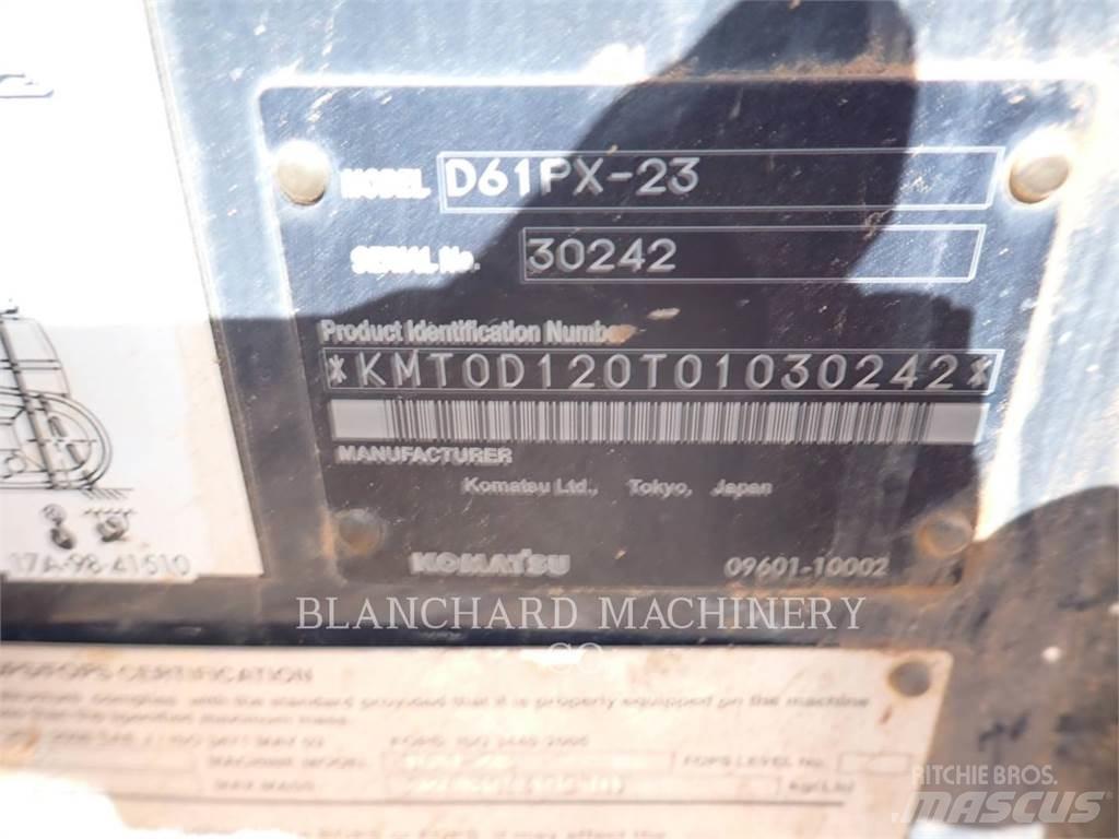 Komatsu D61PX-23 Buldožeri gusjeničari