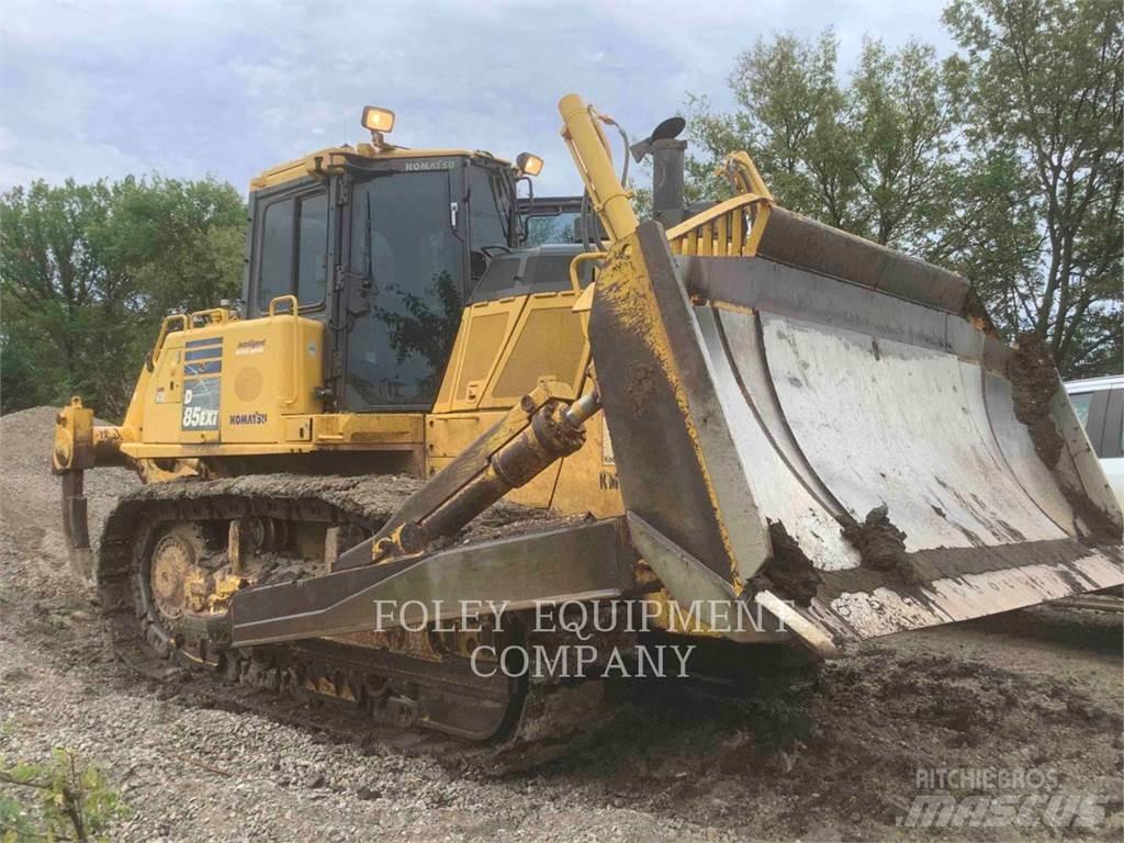 Komatsu D85EXI Buldožeri gusjeničari