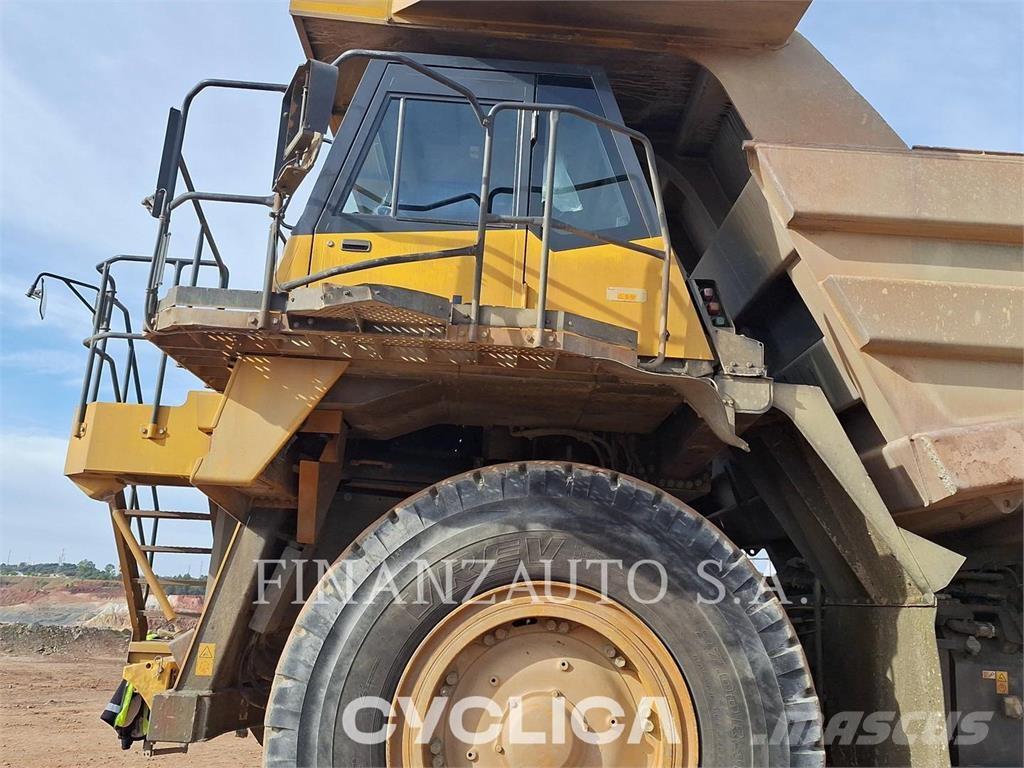 Komatsu HD785-7 Zglobni demperi