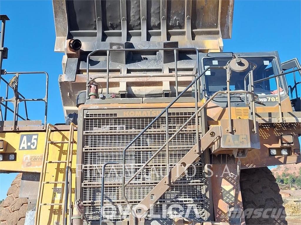 Komatsu HD785-7 Zglobni demperi