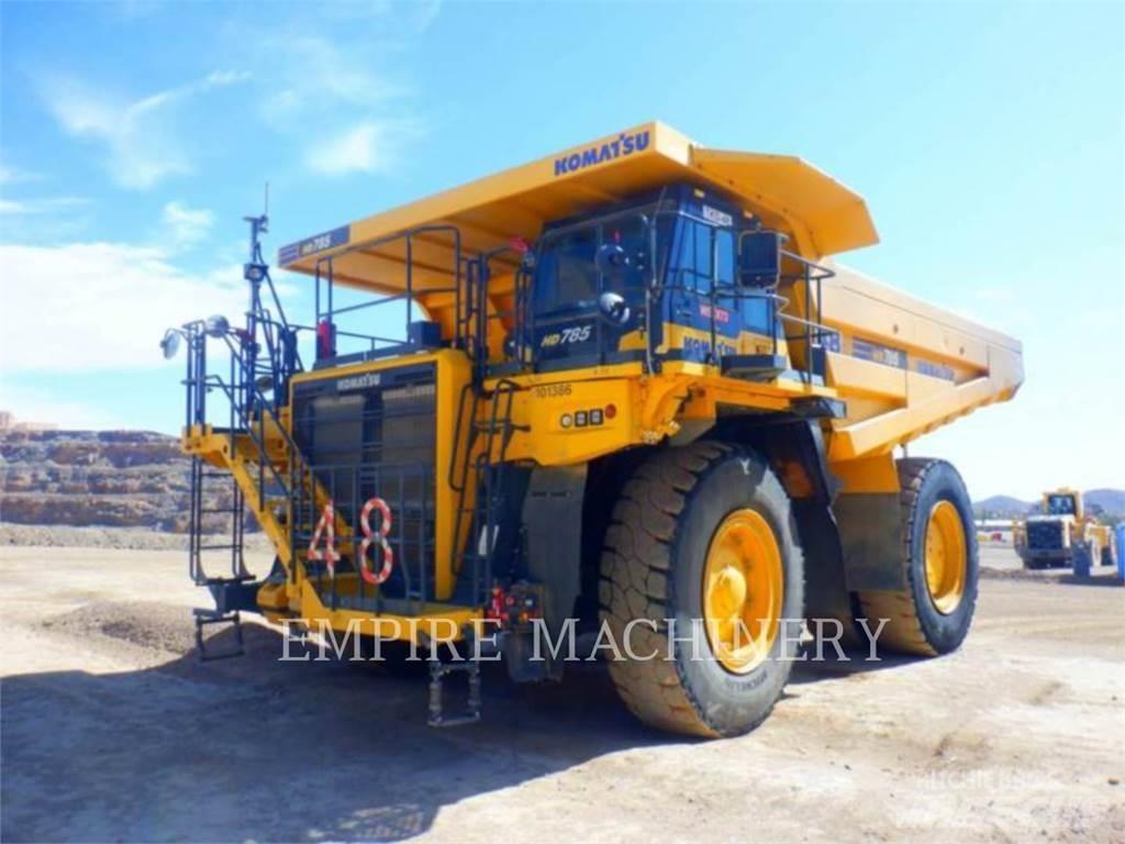 Komatsu HD785-8 Zglobni demperi