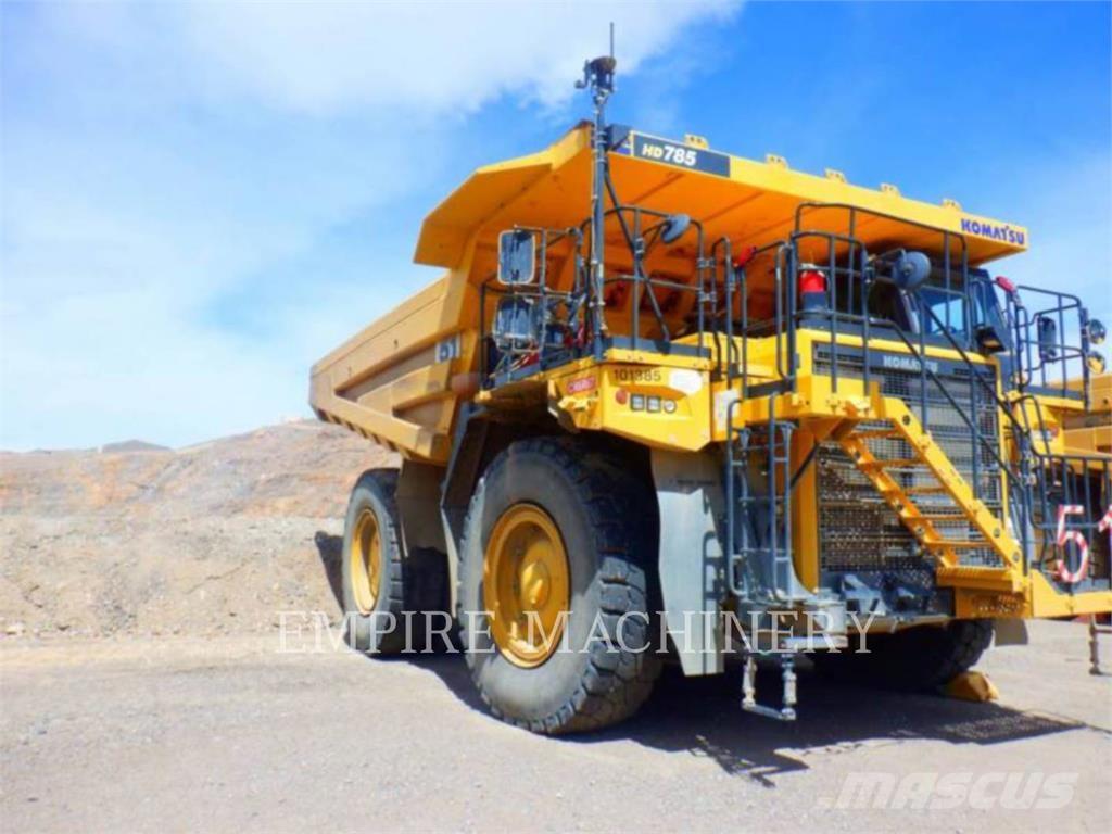 Komatsu HD785-8 Zglobni demperi