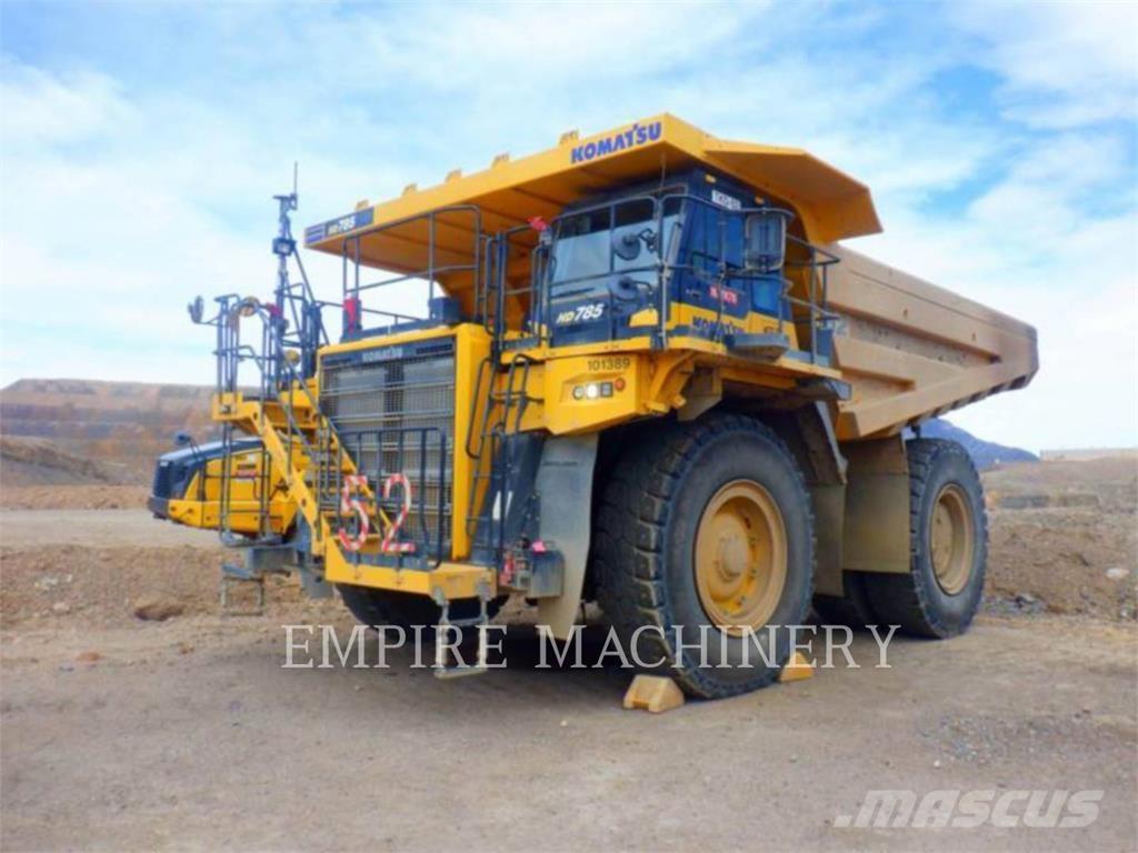Komatsu HD785-8 Zglobni demperi