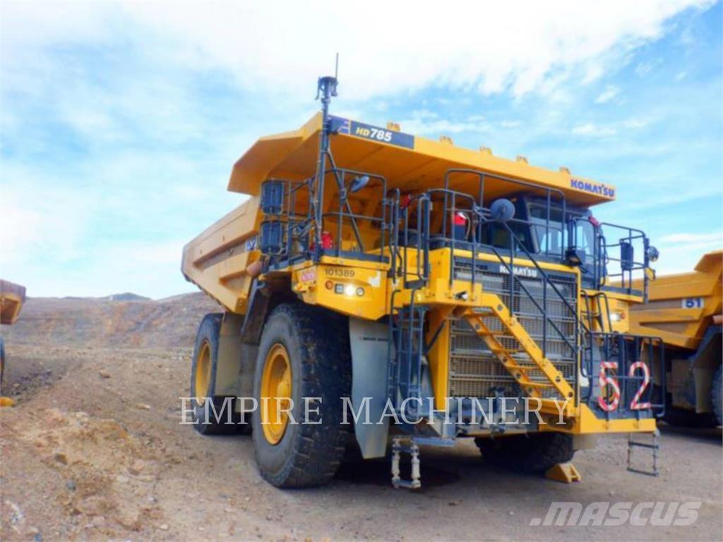 Komatsu HD785-8 Zglobni demperi
