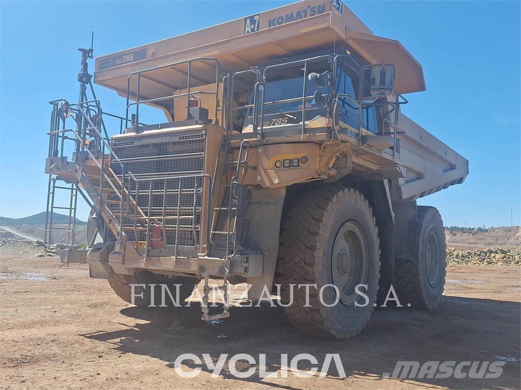 Komatsu HD785-8 Zglobni demperi