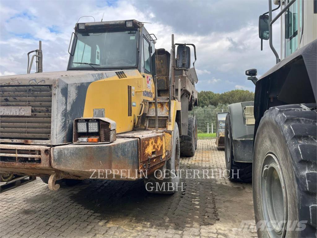 Komatsu HM300-2 Zglobni demperi