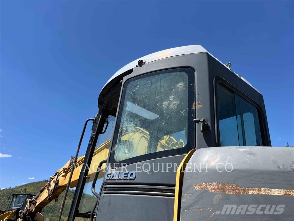 Komatsu PC138USLC2 Bageri gusjeničari