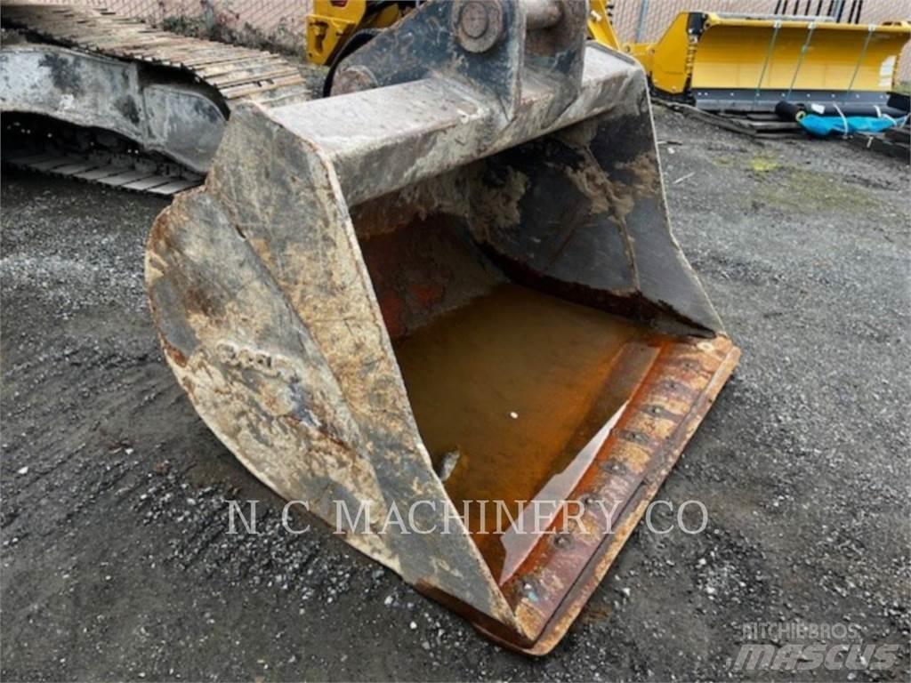 Komatsu PC210LCI-1 Bageri gusjeničari
