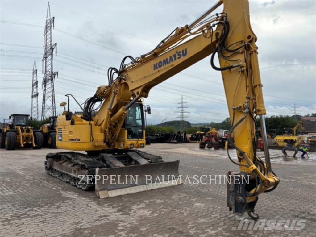 Komatsu PC228 Bageri gusjeničari