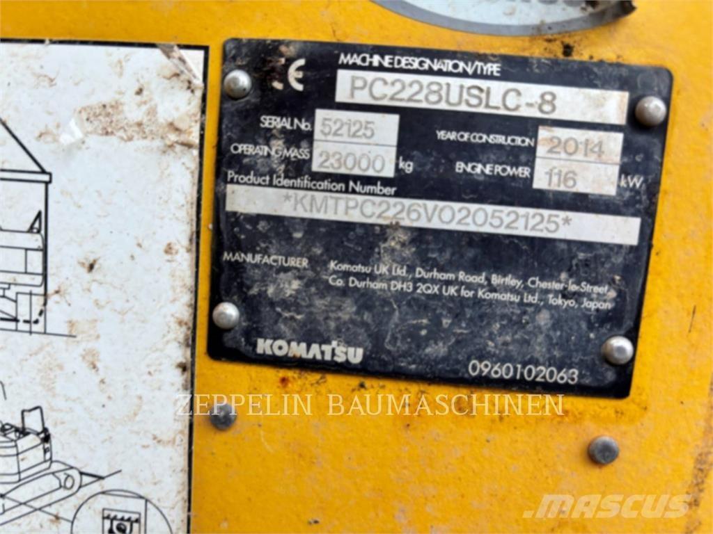 Komatsu PC228 Bageri gusjeničari