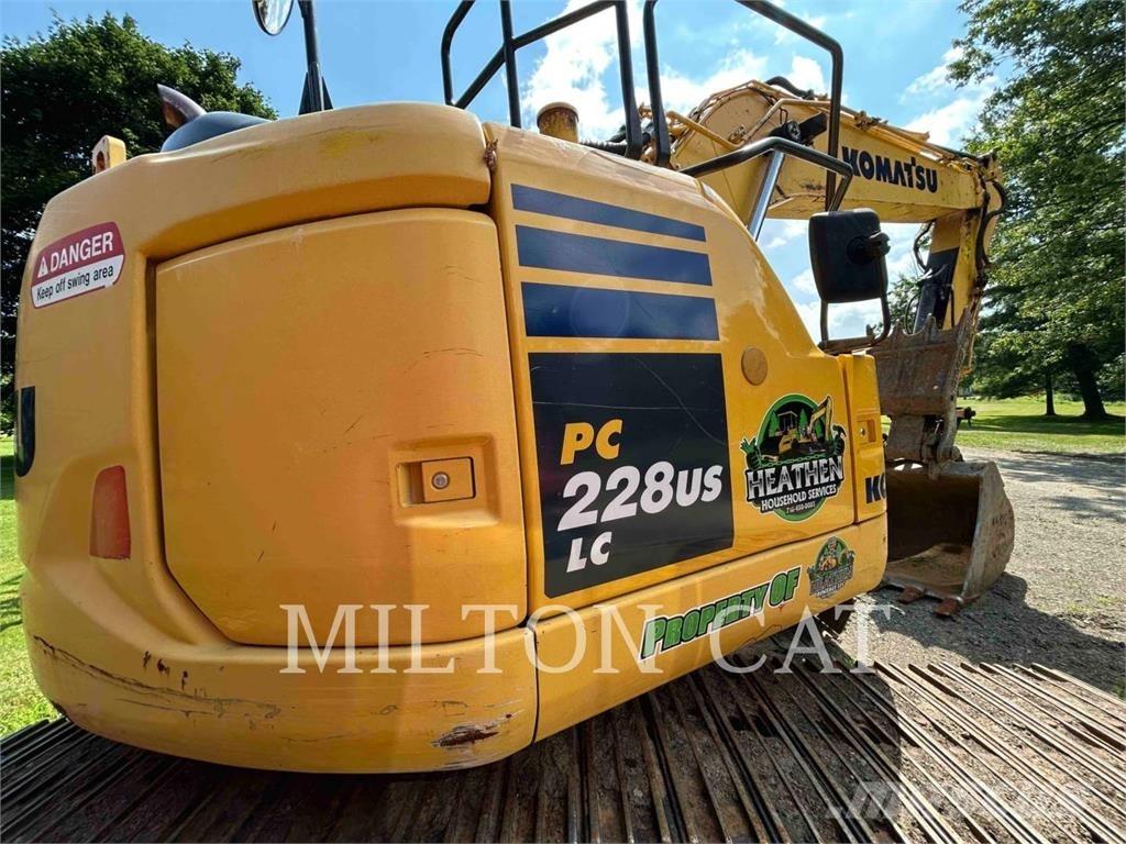 Komatsu PC228USLC-10 Bageri gusjeničari