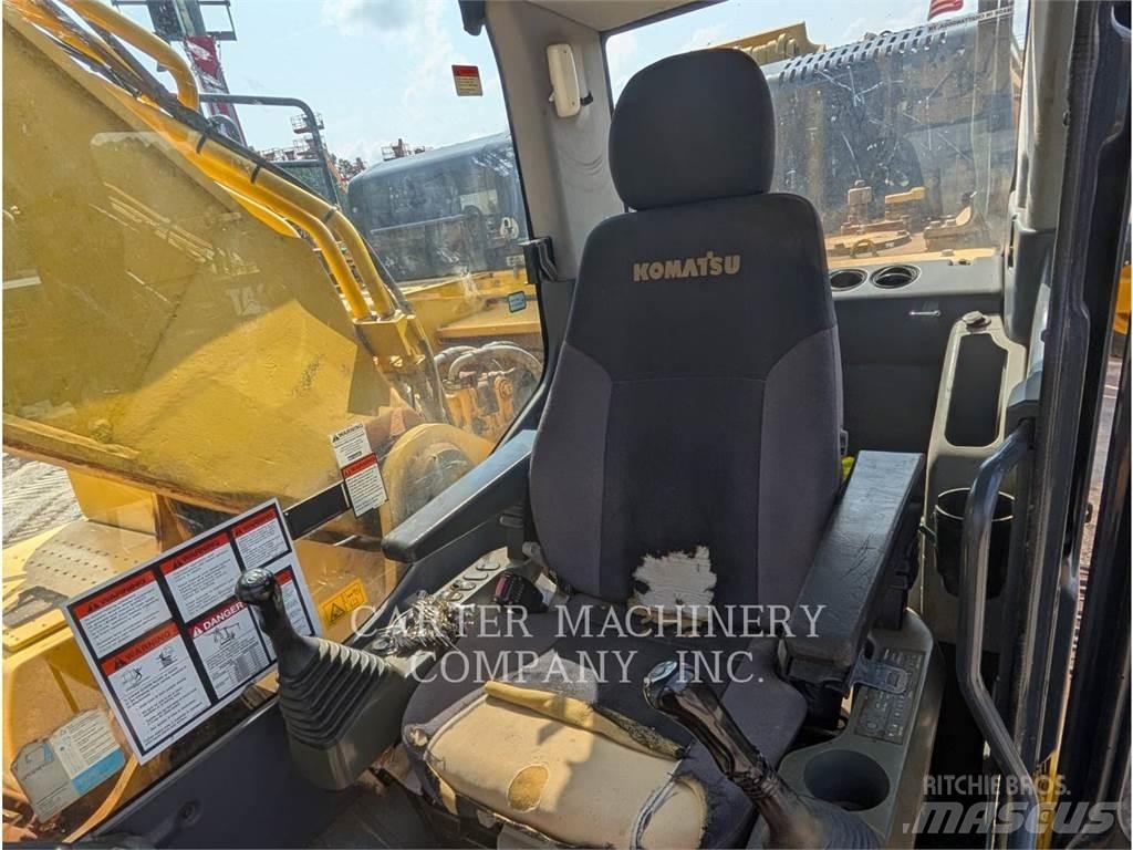 Komatsu PC490-10 Bageri gusjeničari