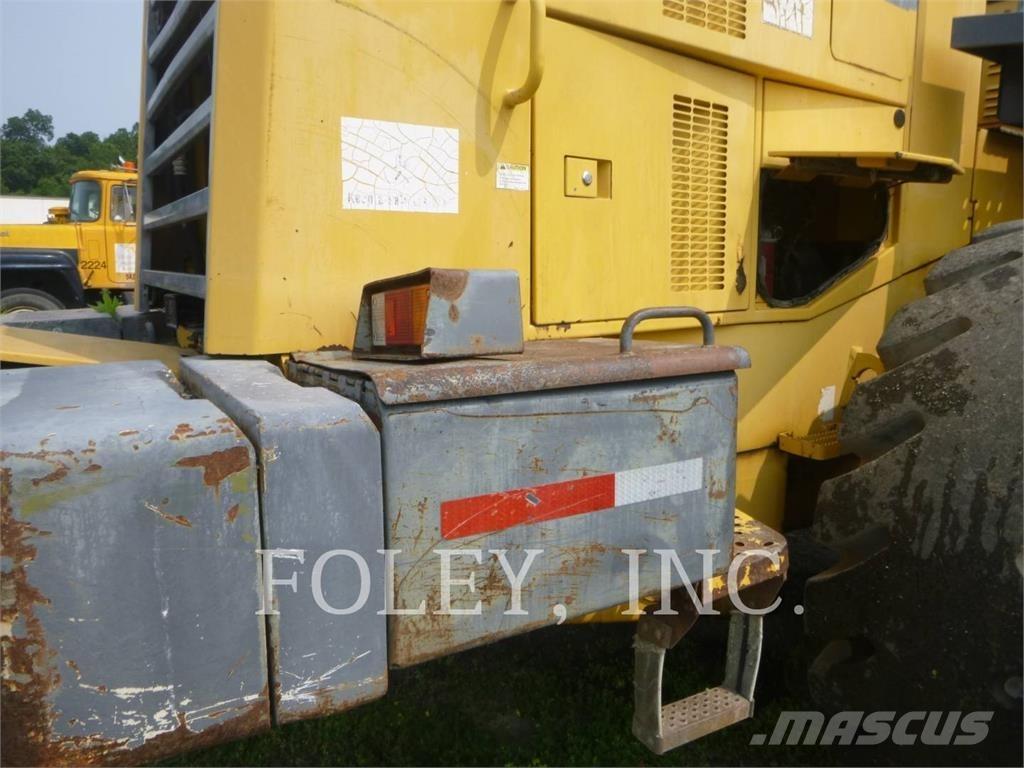 Komatsu WA500-3 Utovarivači na kotačima