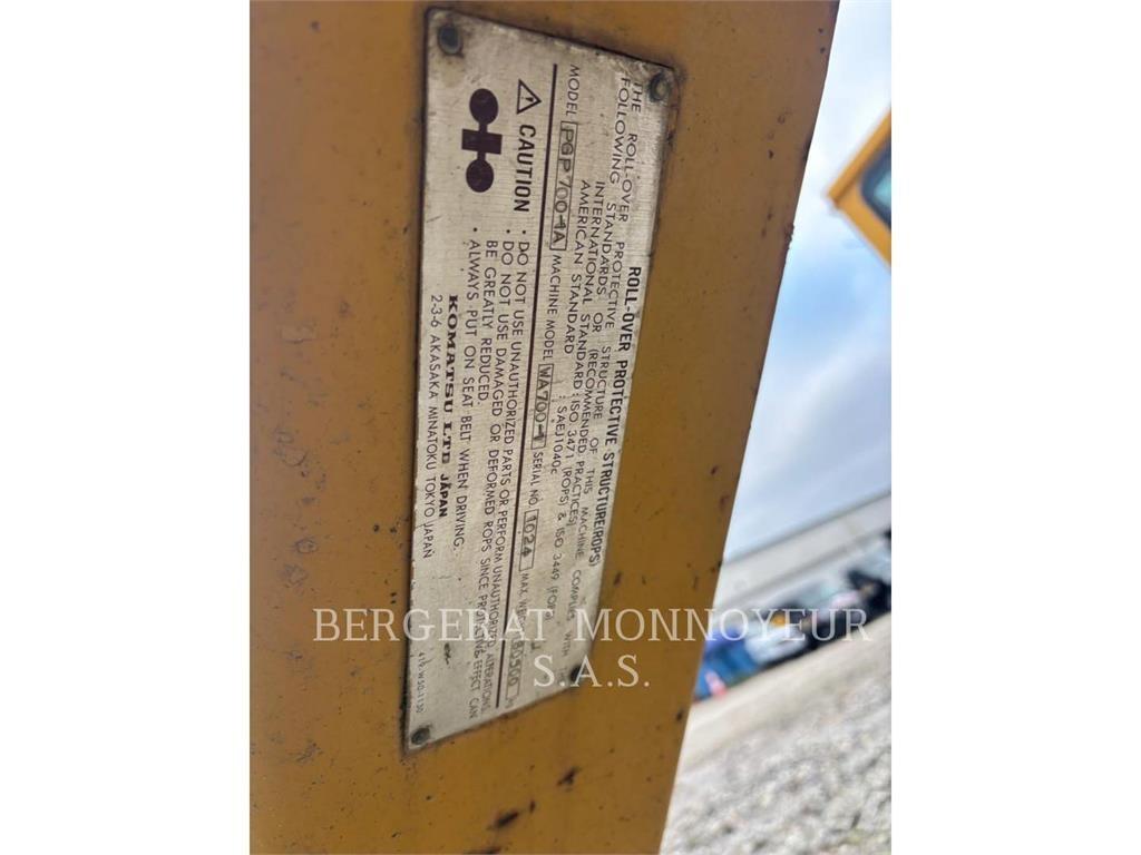 Komatsu WA700 Utovarivači na kotačima