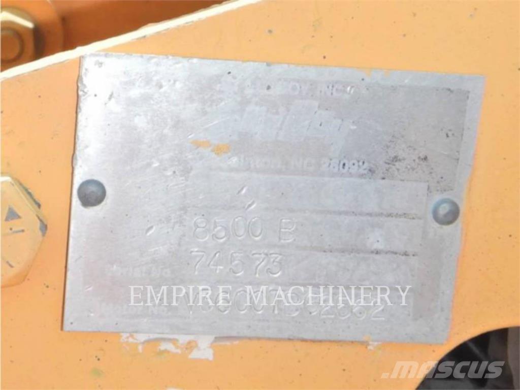 LeeBoy L8500B Asfaltni finišeri