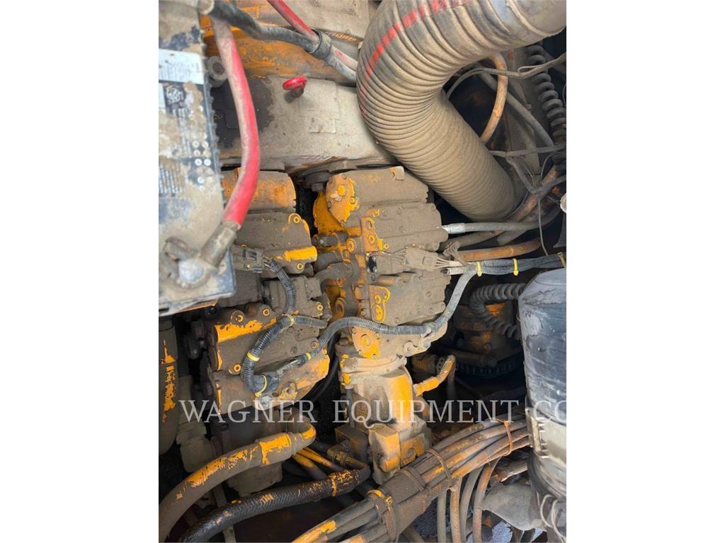 LeeBoy L8816 T Asfaltni finišeri