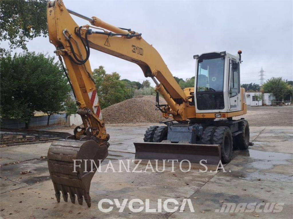 Liebherr A310B Bageri na kotačima