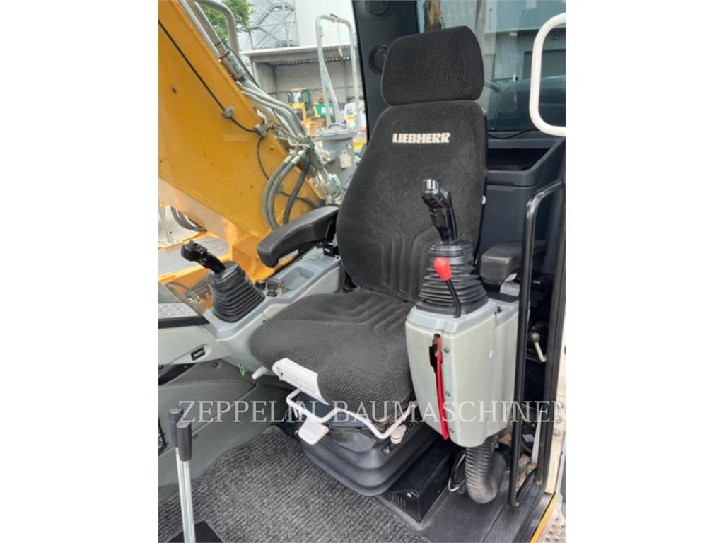 Liebherr R926 Bageri gusjeničari