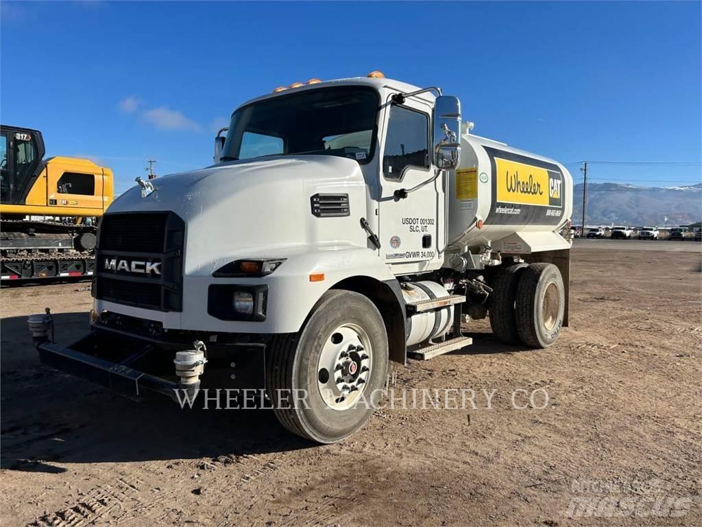 Mack WT2000 A Kamioni cisterne