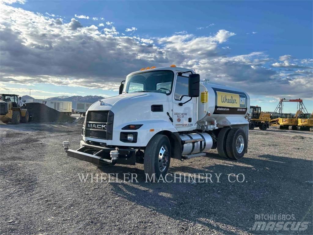 Mack WT2000 A Kamioni cisterne
