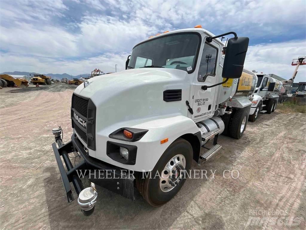 Mack WT2000 A Kamioni cisterne