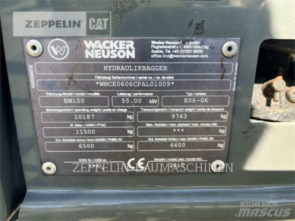 Neuson EW100 Bageri na kotačima