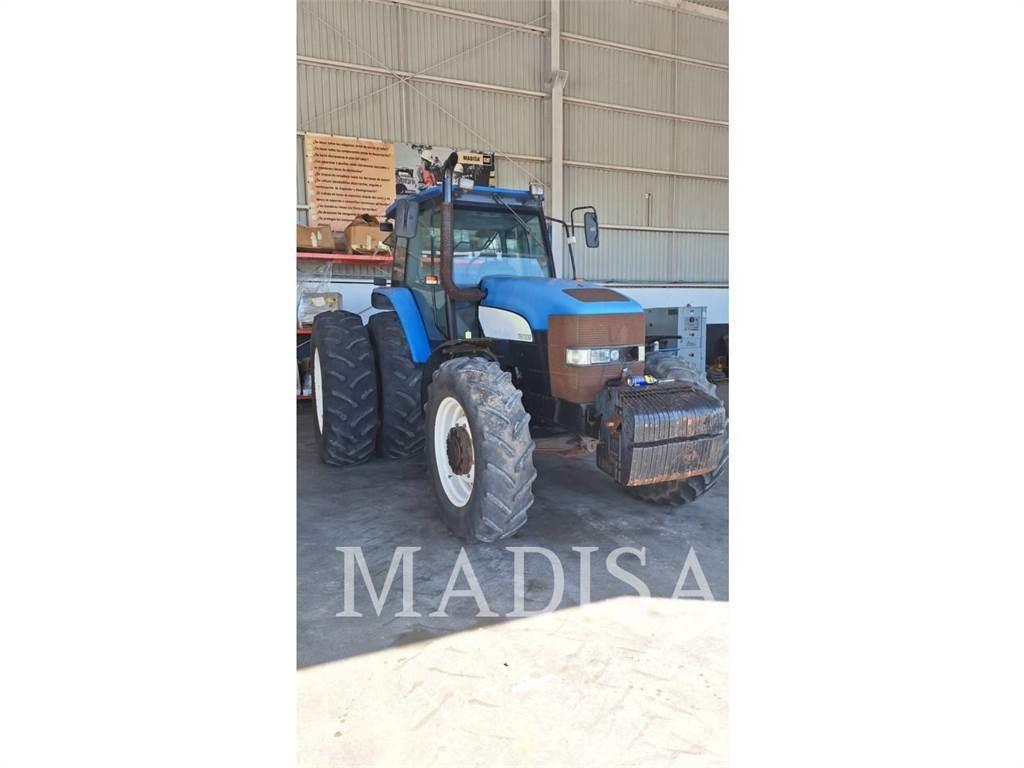 New Holland TM7030 Traktori