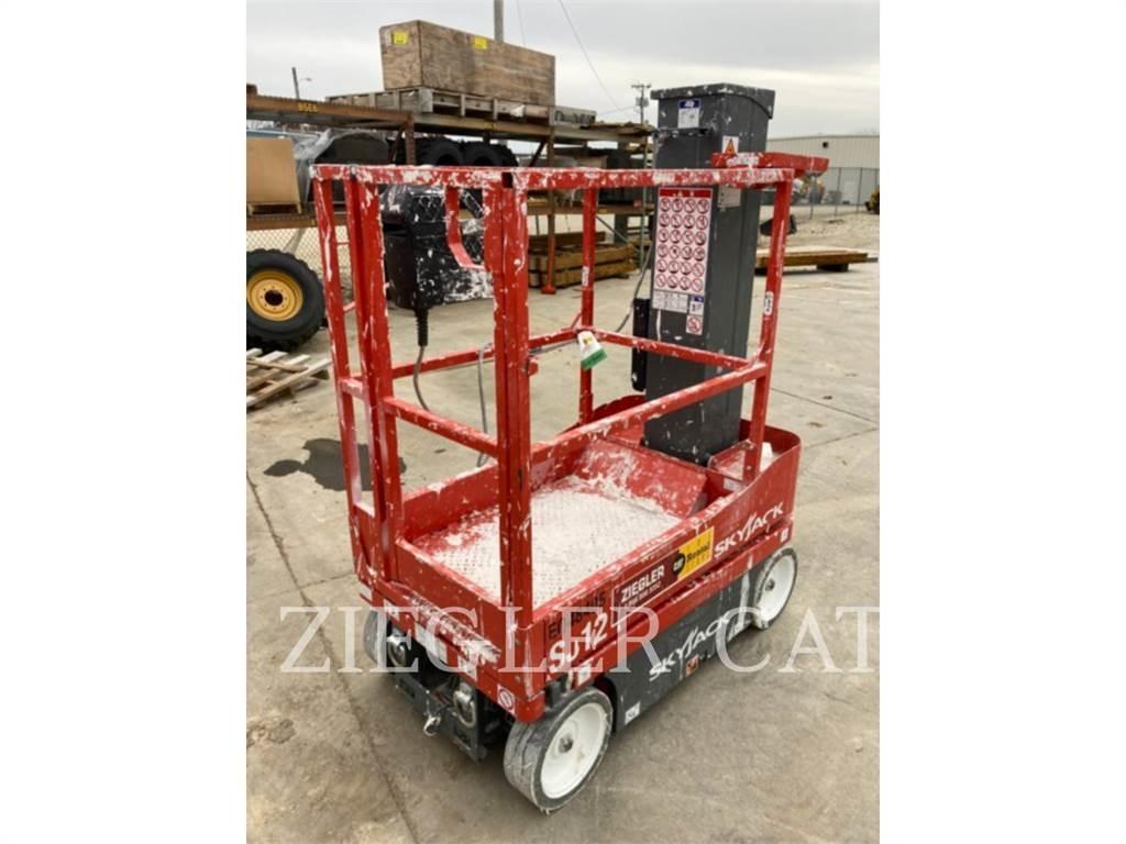 Skyjack SJ12 Škaraste platforme