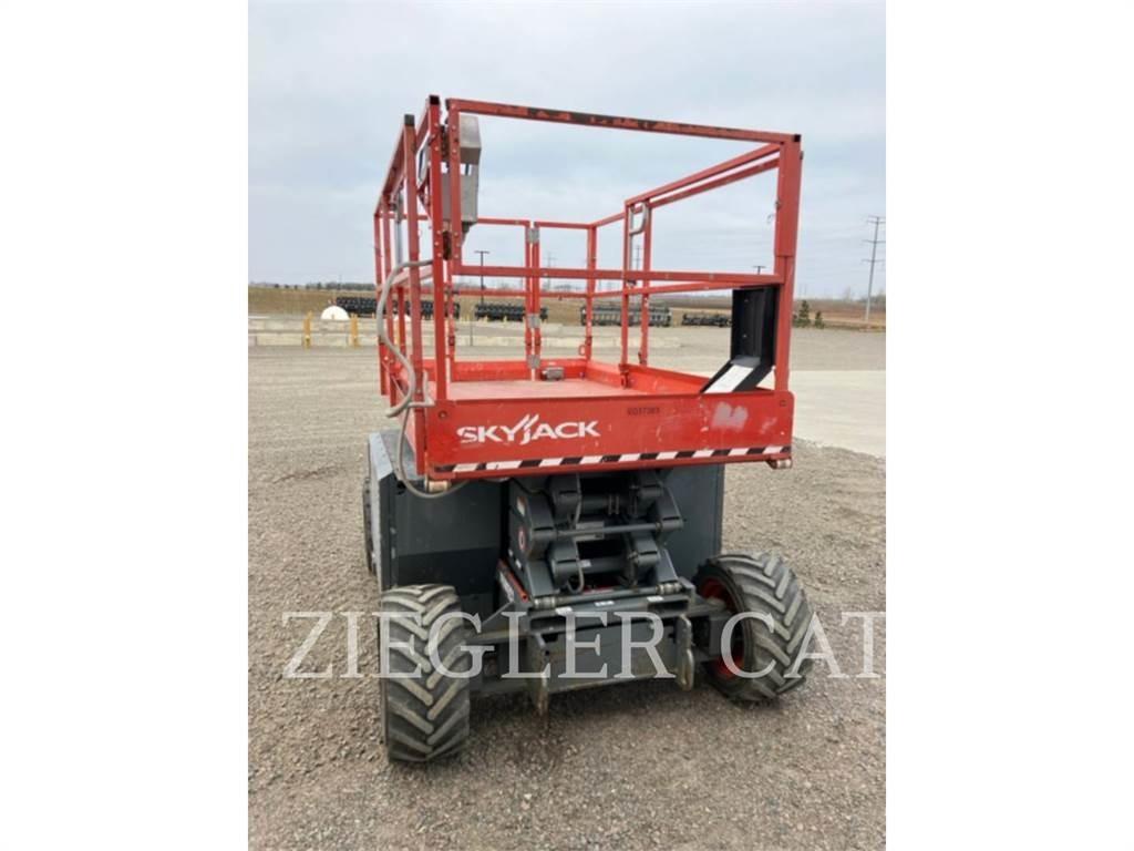 Skyjack SJ6826RT Škaraste platforme