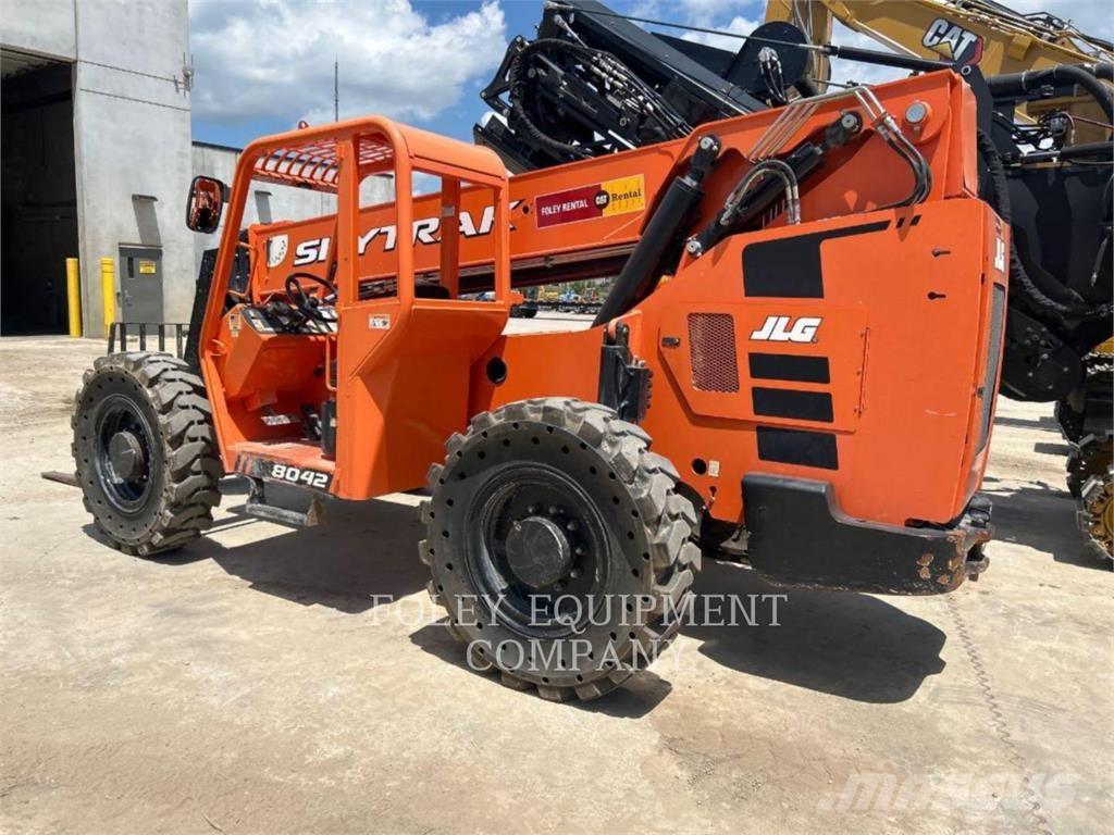 SkyTrak 8042O Teleskopski viličari