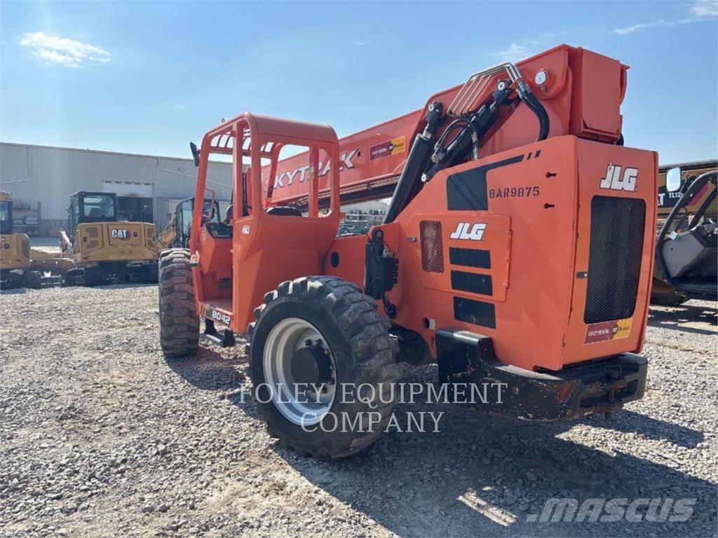 SkyTrak 8042O Teleskopski viličari