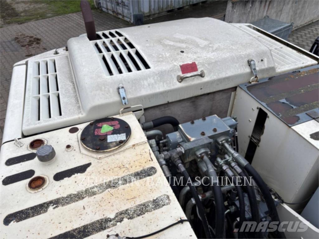 Terex TC225LC Bageri gusjeničari